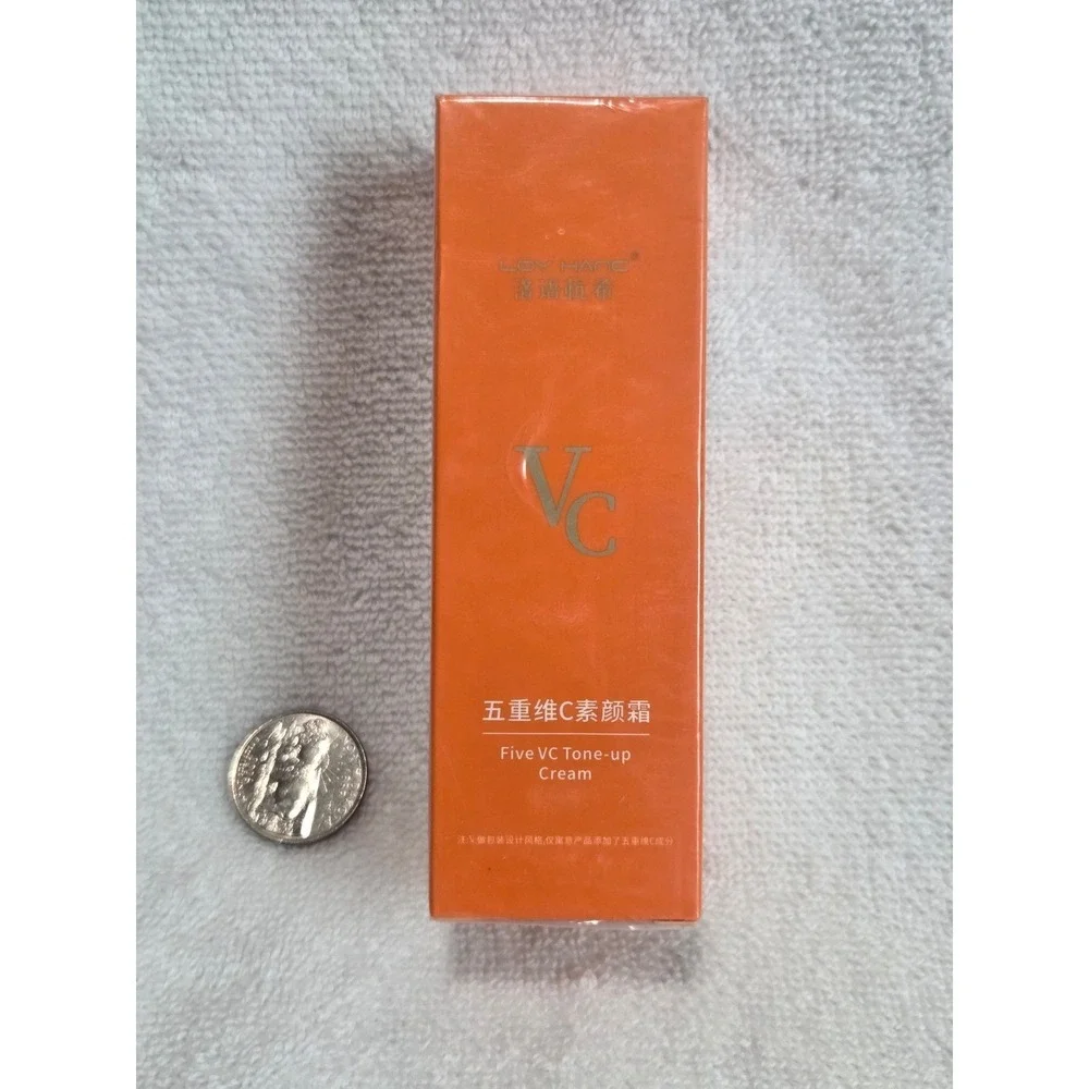 QHOO Vc FIVE VC Anti-Aging,‎ Brightening Face Cream - 30g - Even Skin Tone New